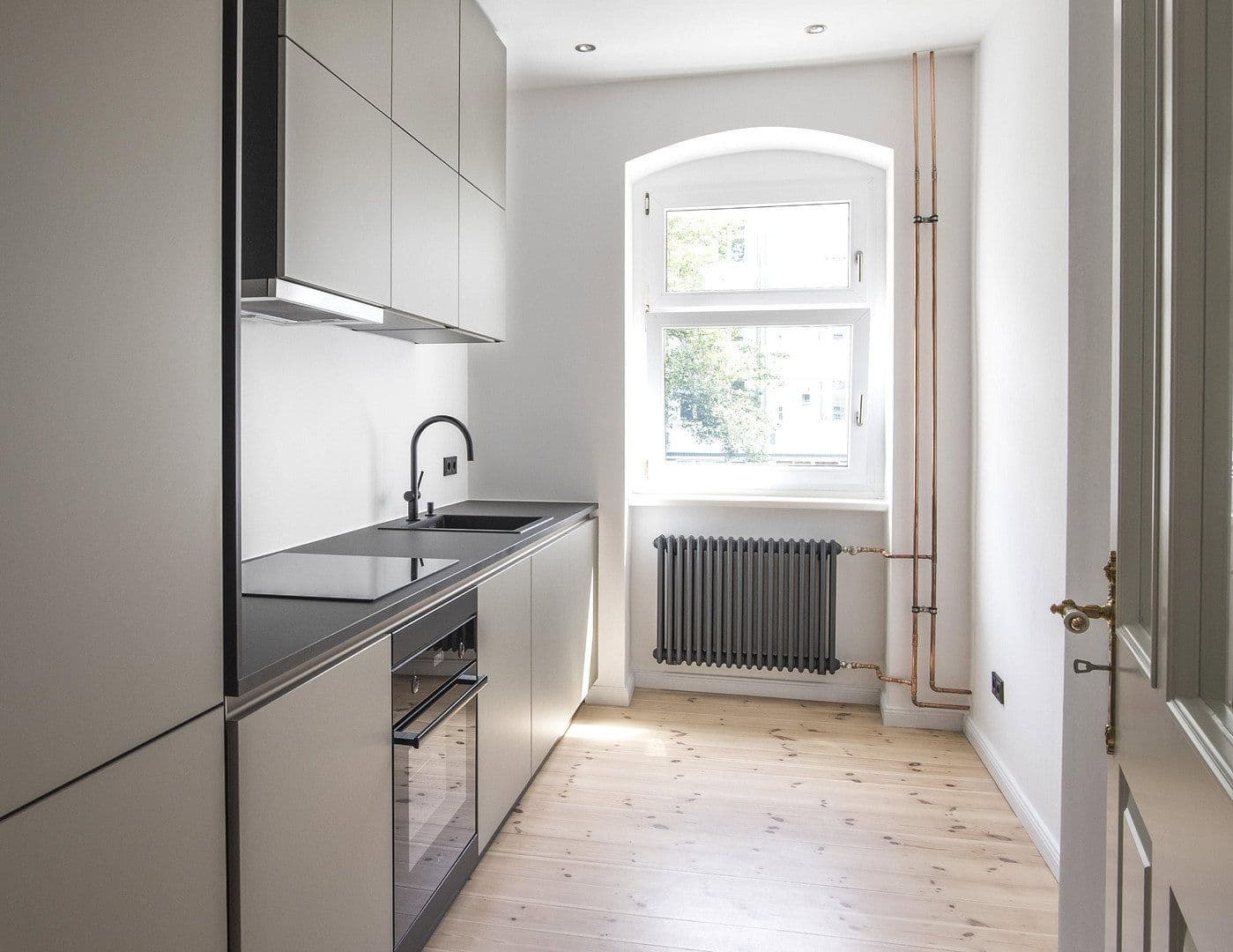 Predaj bytu 2-izbový 55 m², Berlin, Berlín Predaj bytu 2-izbový 55 m², Berlin, Berlín
