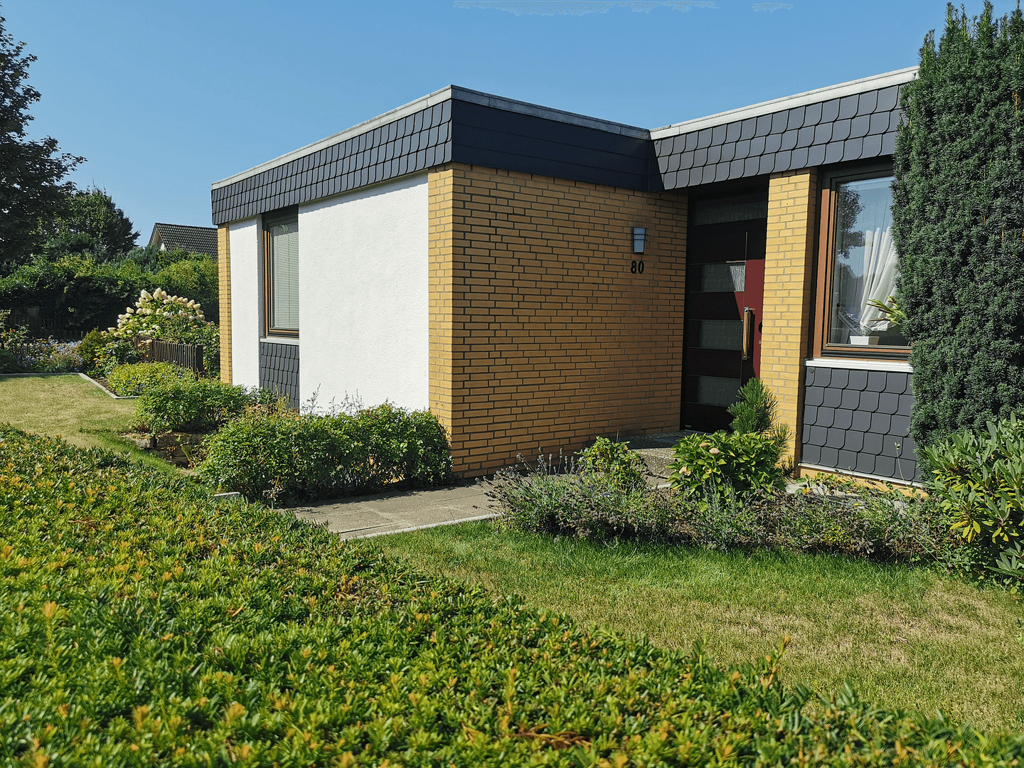 Predaj domu 99 m², pozemok 493 m², Hildesheim, Dolné Sasko Predaj domu 99 m², pozemok 493 m², Hildesheim, Dolné Sasko