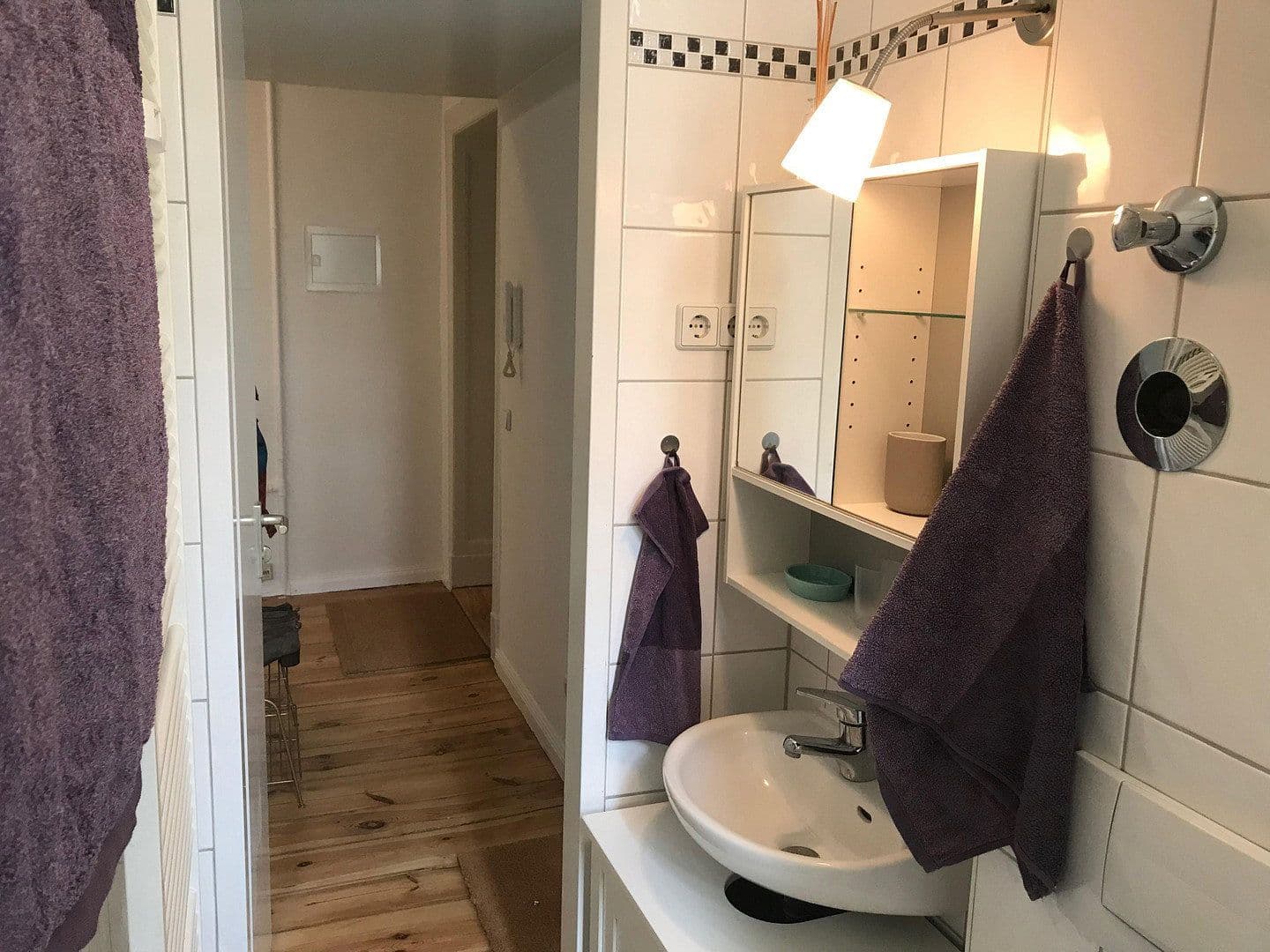 Prenájom bytu 2-izbový 49 m², Berlin, Berlín Prenájom bytu 2-izbový 49 m², Berlin, Berlín