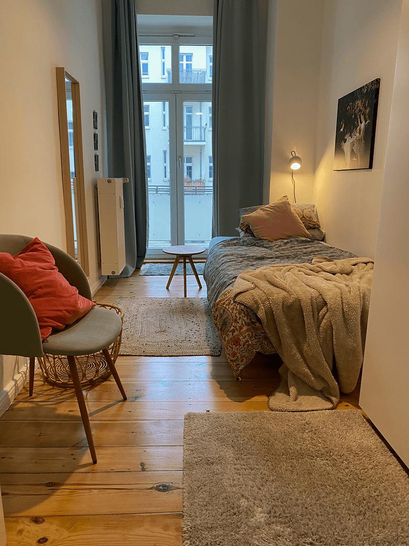 Prenájom bytu 2-izbový 49 m², Berlin, Berlín Prenájom bytu 2-izbový 49 m², Berlin, Berlín
