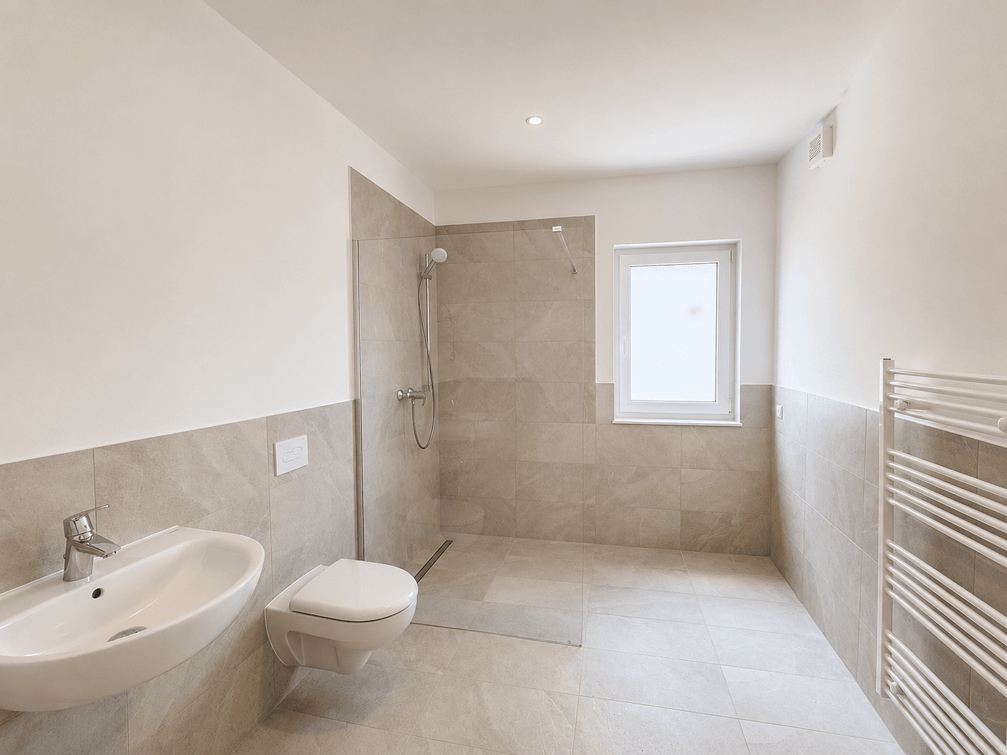 Prenájom bytu 1-izbový 40 m², Petershagen/Eggersdorf, Brandenbursko Prenájom bytu 1-izbový 40 m², Petershagen/Eggersdorf, Brandenbursko