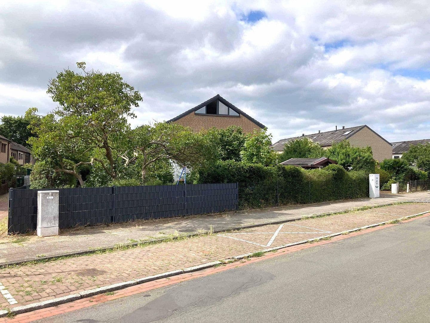 Predaj domu 135 m², pozemok 490 m², Bremen, Brémy Predaj domu 135 m², pozemok 490 m², Bremen, Brémy