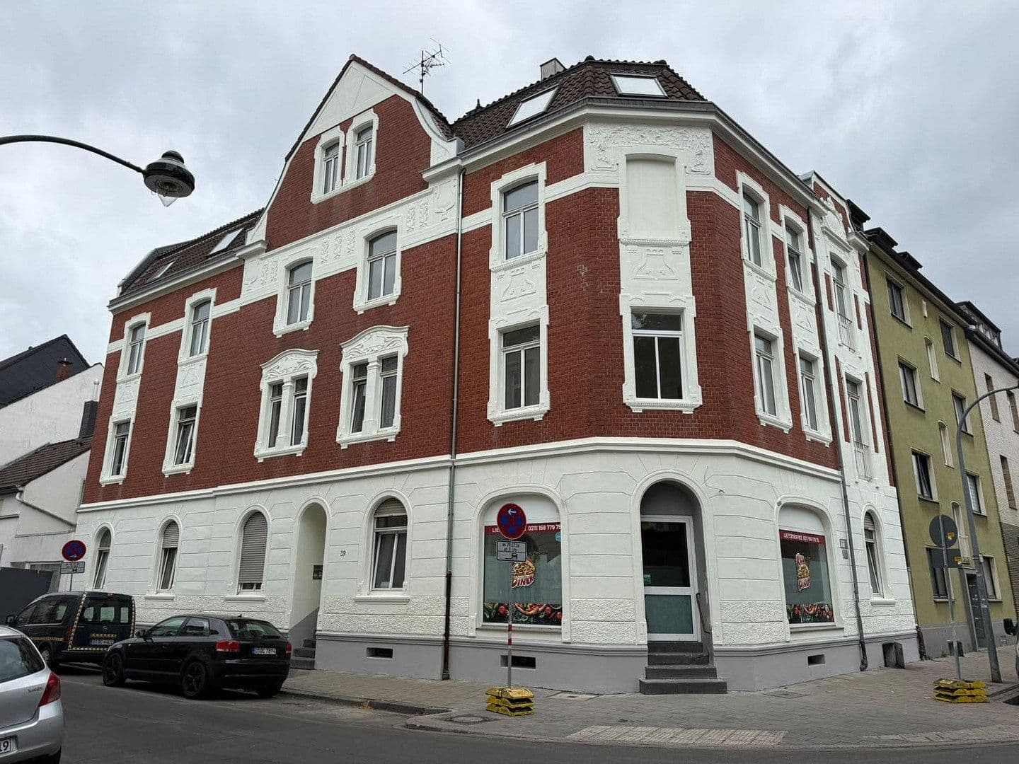 Predaj domu 593 m², pozemok 334 m², Krippstr 39, Düsseldorf, Severné Porýnie - Westfálsko Predaj domu 593 m², pozemok 334 m², Krippstr 39, Düsseldorf, Severné Porýnie - Westfálsko