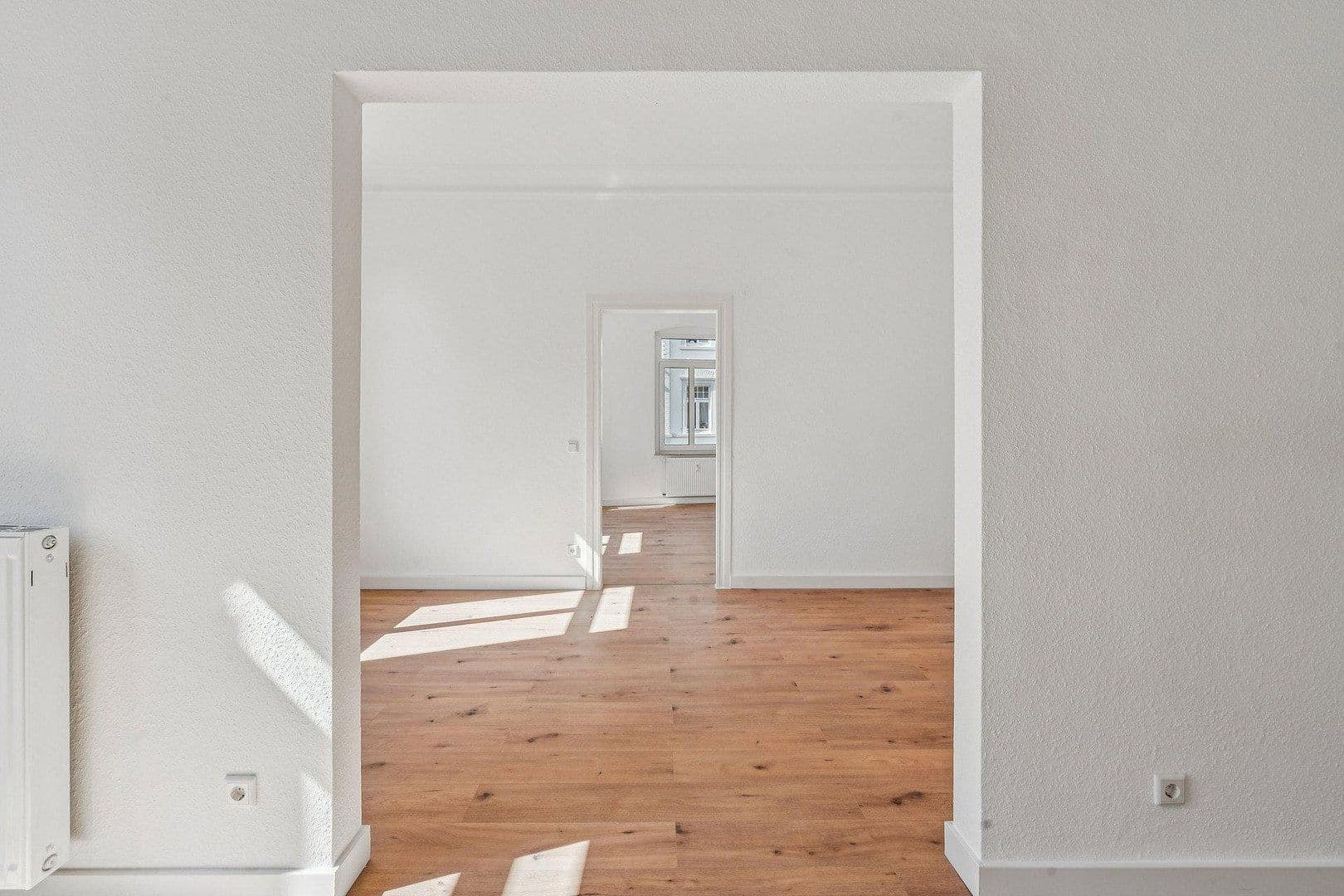 Predaj domu 593 m², pozemok 334 m², Krippstr 39, Düsseldorf, Severné Porýnie - Westfálsko Predaj domu 593 m², pozemok 334 m², Krippstr 39, Düsseldorf, Severné Porýnie - Westfálsko