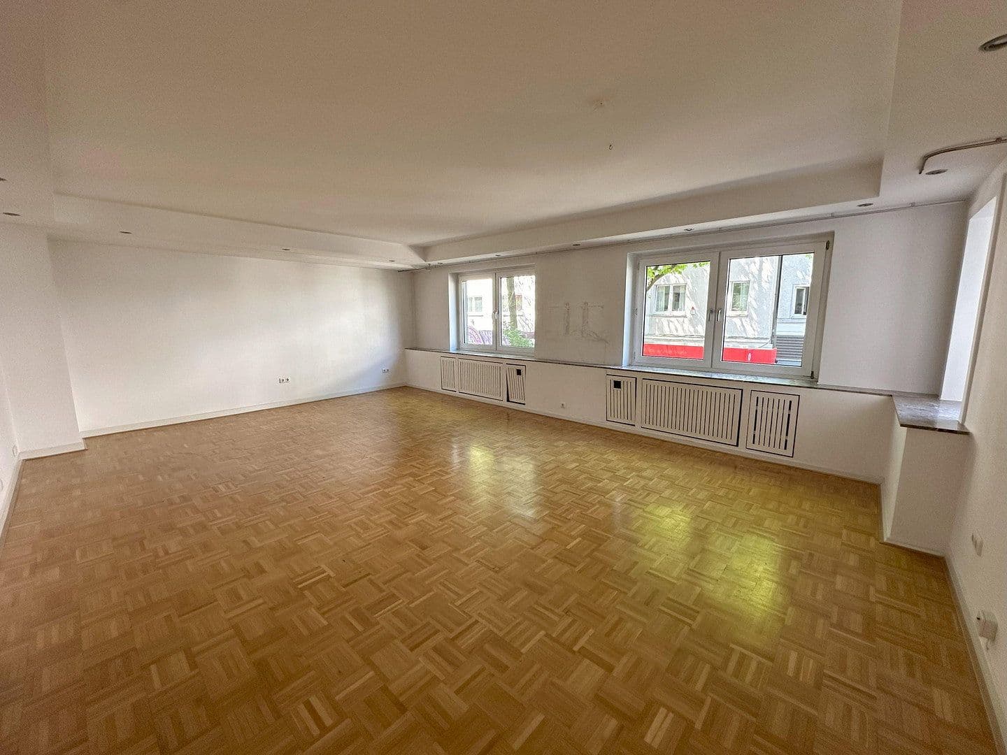 Prenájom bytu 4-izbový 135 m², Essen, Severné Porýnie - Westfálsko Prenájom bytu 4-izbový 135 m², Essen, Severné Porýnie - Westfálsko