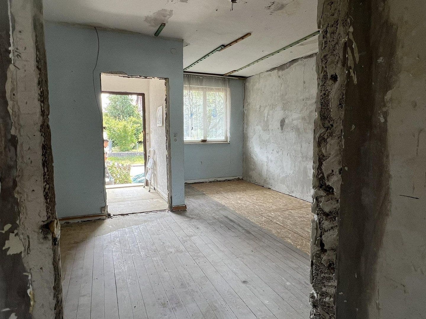 Predaj domu 111 m², pozemok 292 m², Vöhringen, Bádensko-Wurttembersko Predaj domu 111 m², pozemok 292 m², Vöhringen, Bádensko-Wurttembersko