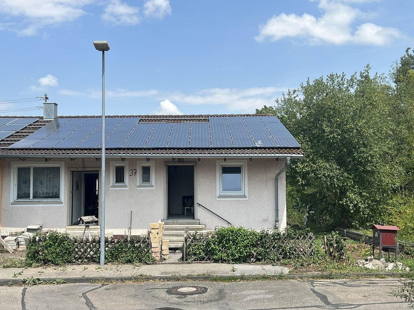 Predaj domu 111 m², pozemok 292 m², Vöhringen, Bádensko-Wurttembersko Predaj domu 111 m², pozemok 292 m², Vöhringen, Bádensko-Wurttembersko