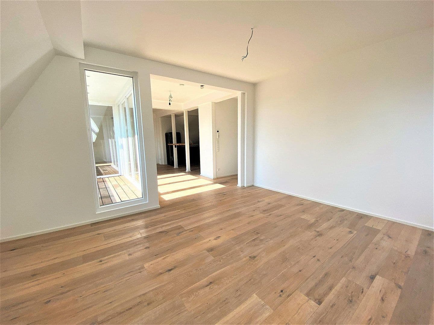 Prenájom bytu 4-izbový 185 m², Essen, Severné Porýnie - Westfálsko Prenájom bytu 4-izbový 185 m², Essen, Severné Porýnie - Westfálsko