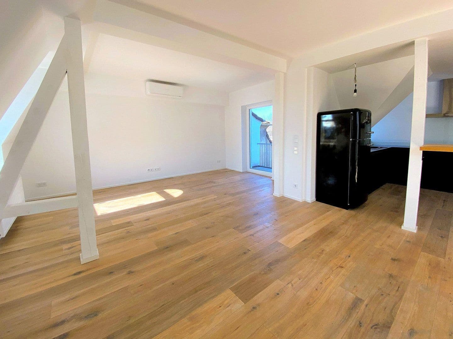 Prenájom bytu 4-izbový 185 m², Essen, Severné Porýnie - Westfálsko Prenájom bytu 4-izbový 185 m², Essen, Severné Porýnie - Westfálsko