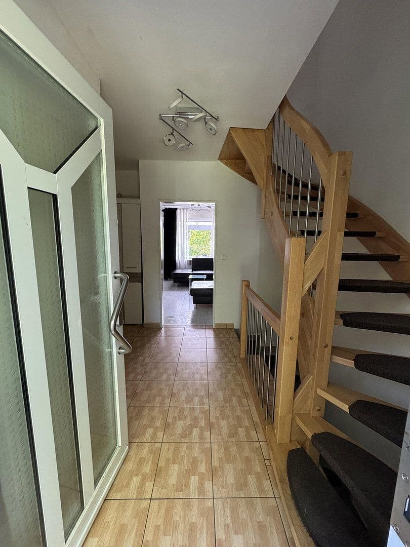 Predaj domu 114 m², pozemok 227 m², Hemsbach, Bádensko-Wurttembersko Predaj domu 114 m², pozemok 227 m², Hemsbach, Bádensko-Wurttembersko