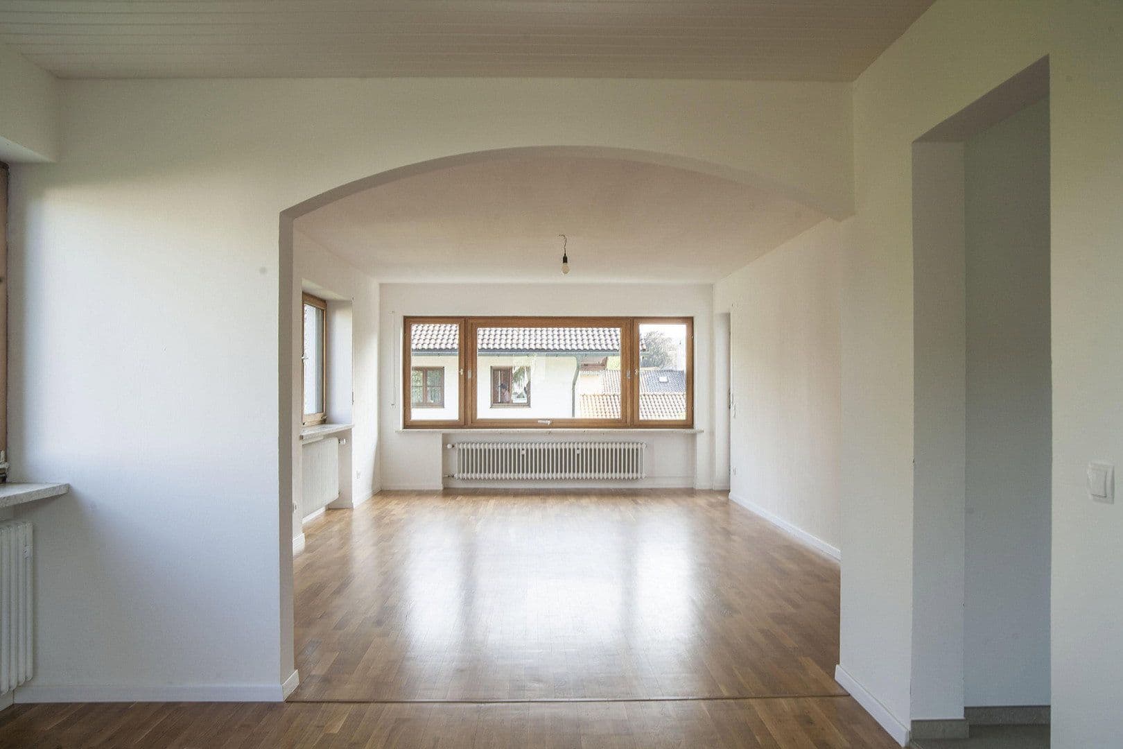Prenájom bytu 4-izbový 97 m², Bruckmühl, Bavorsko Prenájom bytu 4-izbový 97 m², Bruckmühl, Bavorsko