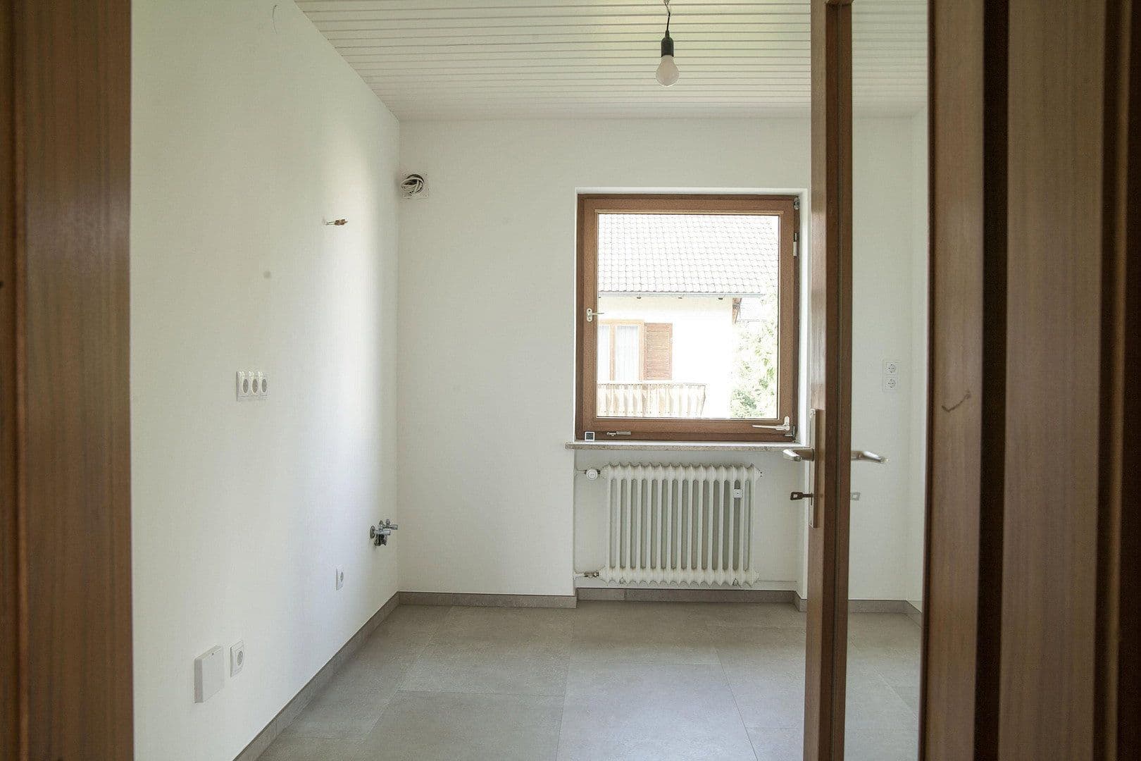 Prenájom bytu 4-izbový 97 m², Bruckmühl, Bavorsko Prenájom bytu 4-izbový 97 m², Bruckmühl, Bavorsko