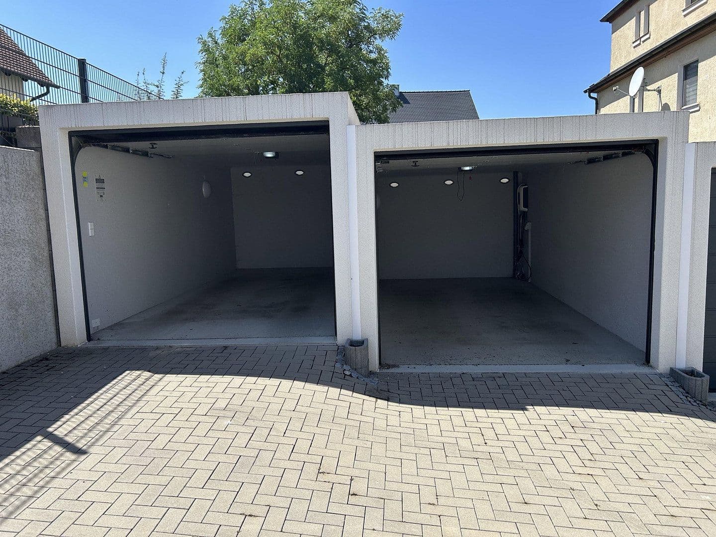 Prenájom domu 203 m², pozemok 280 m², Frensdorf, Bavorsko Prenájom domu 203 m², pozemok 280 m², Frensdorf, Bavorsko