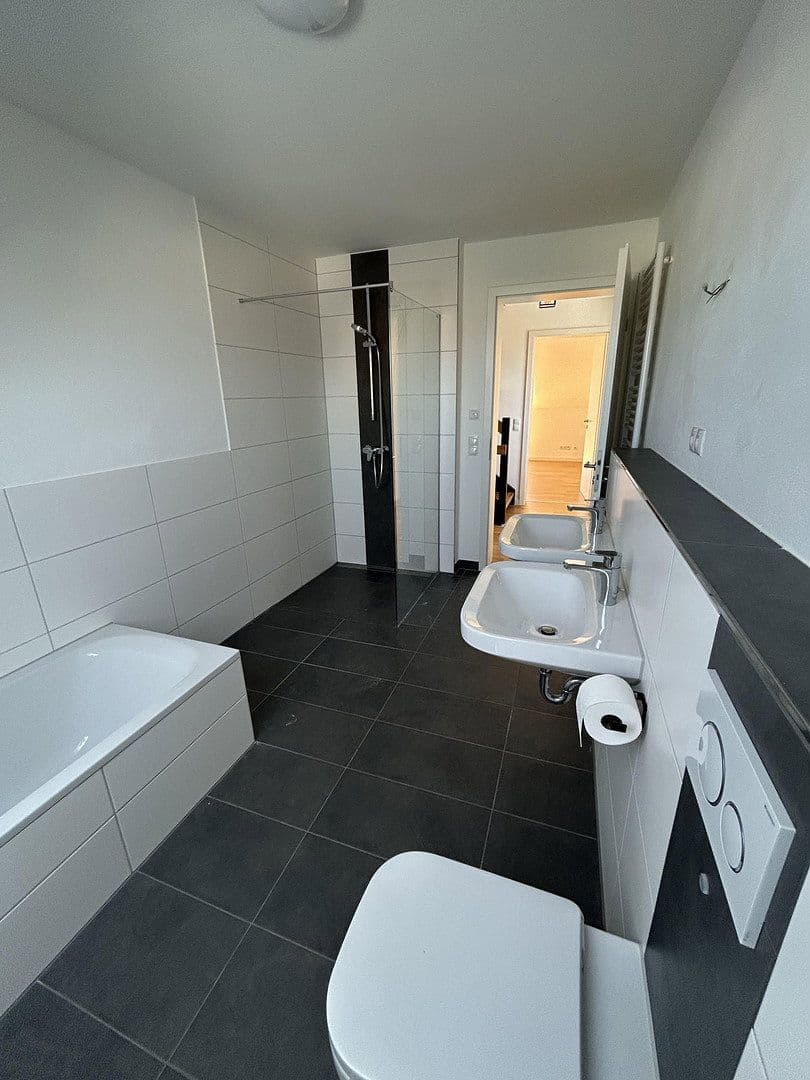 Prenájom domu 203 m², pozemok 280 m², Bamberg, Bavorsko Prenájom domu 203 m², pozemok 280 m², Bamberg, Bavorsko