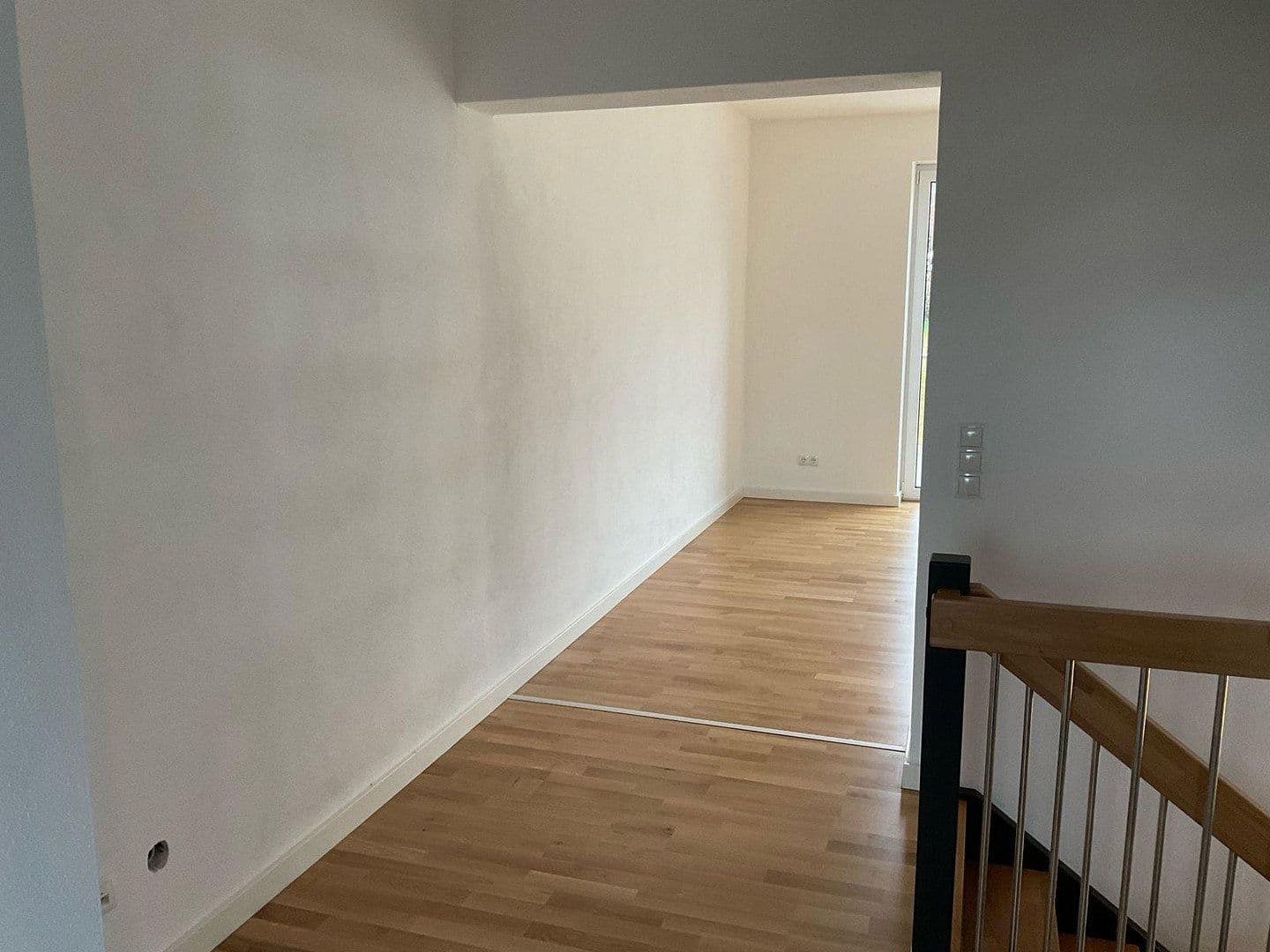 Prenájom domu 203 m², pozemok 280 m², Frensdorf, Bavorsko Prenájom domu 203 m², pozemok 280 m², Frensdorf, Bavorsko
