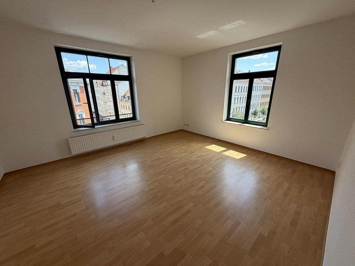Predaj bytu 2-izbový 55 m², Leipzig - Stötteritz, Sasko Predaj bytu 2-izbový 55 m², Leipzig - Stötteritz, Sasko