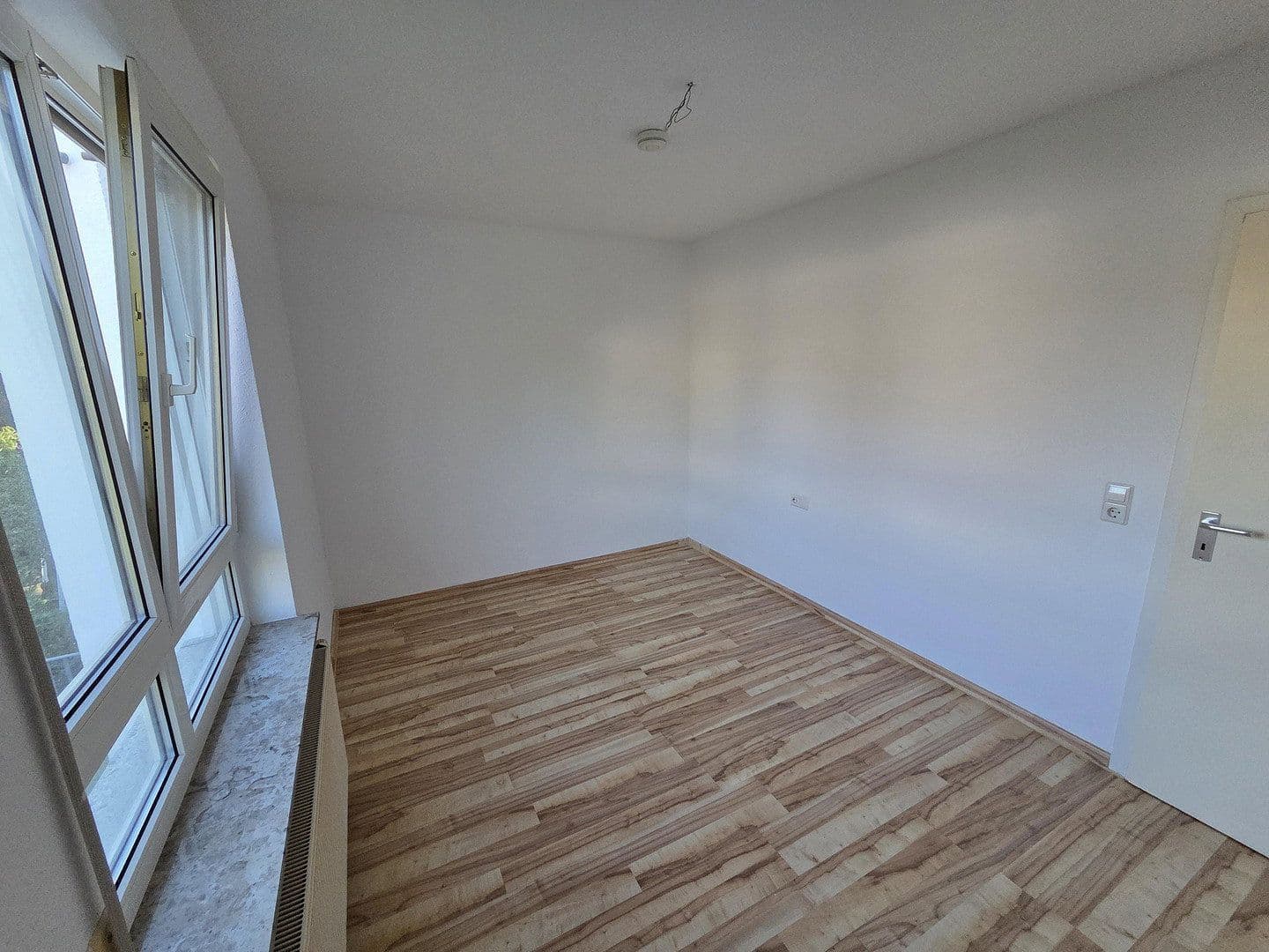 Predaj bytu 4-izbový 104 m², Waldenbuch, Bádensko-Wurttembersko Predaj bytu 4-izbový 104 m², Waldenbuch, Bádensko-Wurttembersko