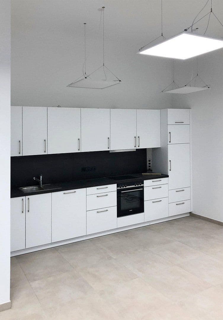 Prenájom bytu 2-izbový 75 m², Richard-Tauber-Straße 3, München, Bavorsko Prenájom bytu 2-izbový 75 m², Richard-Tauber-Straße 3, München, Bavorsko