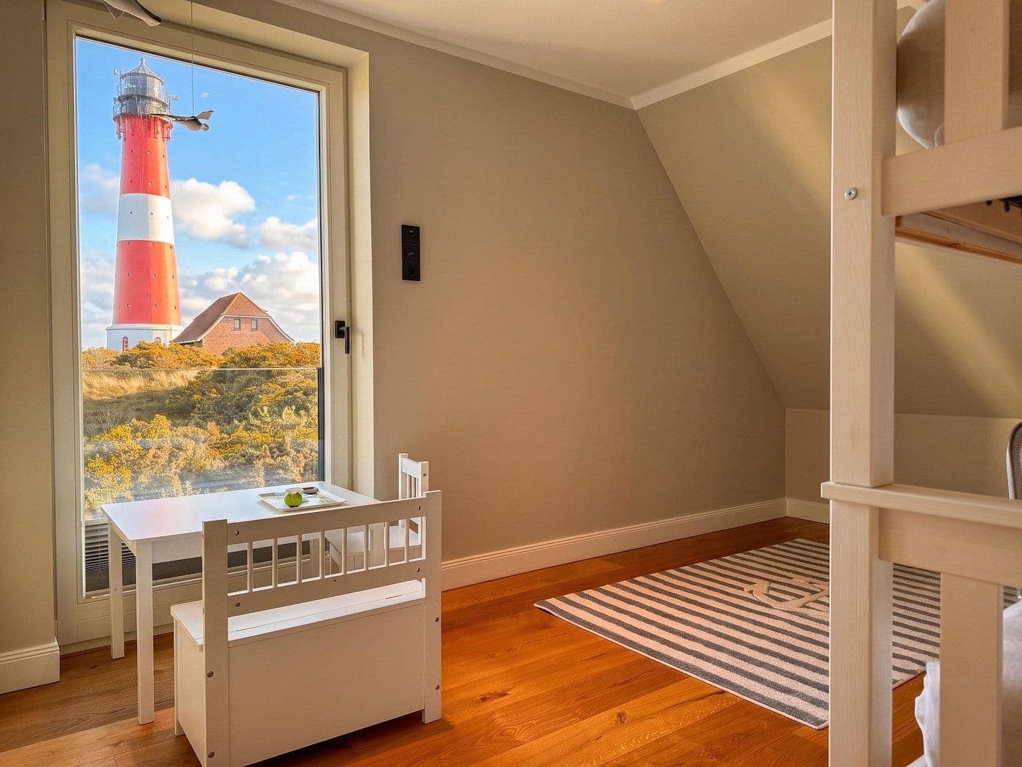 Predaj domu 175 m², pozemok 1.400 m², Hörnum (Sylt), Šlezvicko-Holštajnsko Predaj domu 175 m², pozemok 1.400 m², Hörnum (Sylt), Šlezvicko-Holštajnsko
