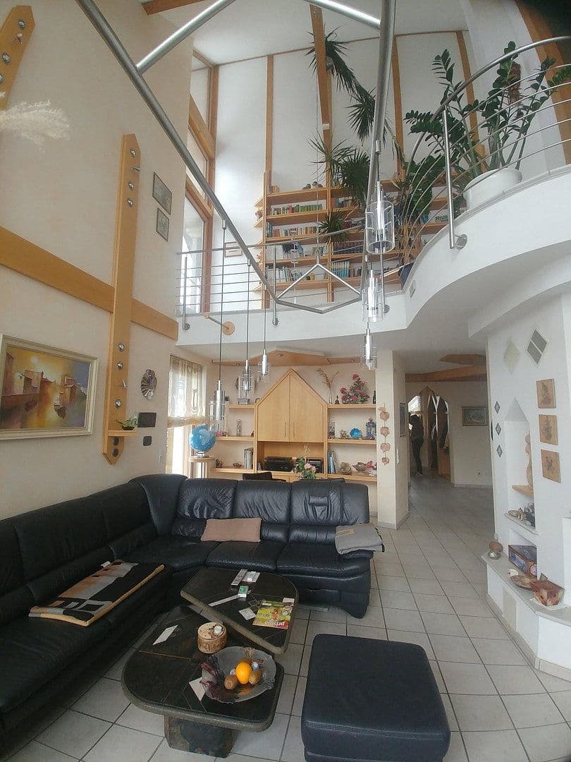 Predaj domu 262 m², pozemok 14.683 m², Rathausstraße 25, Bad Wurzach, Bádensko-Wurttembersko Predaj domu 262 m², pozemok 14.683 m², Rathausstraße 25, Bad Wurzach, Bádensko-Wurttembersko