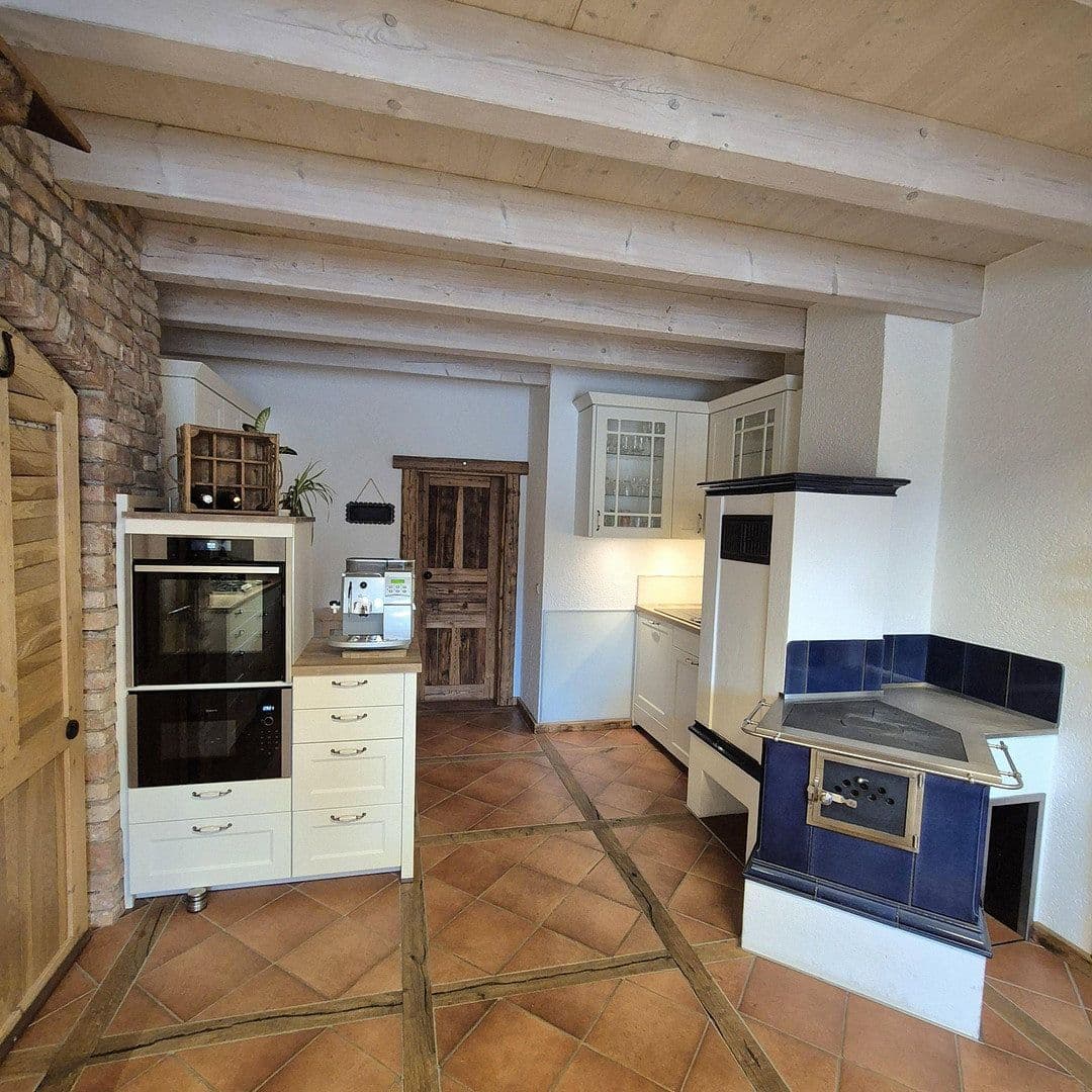 Predaj domu 402 m², pozemok 1.580 m², Neuching, Bavorsko Predaj domu 402 m², pozemok 1.580 m², Neuching, Bavorsko