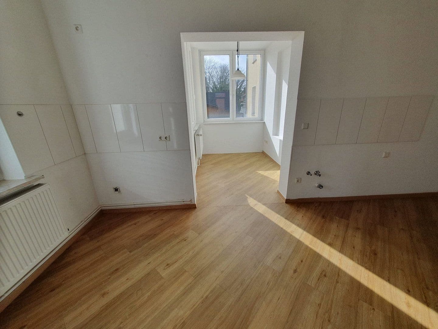 Prenájom bytu 3-izbový 83 m², Bremerhaven, Brémy Prenájom bytu 3-izbový 83 m², Bremerhaven, Brémy