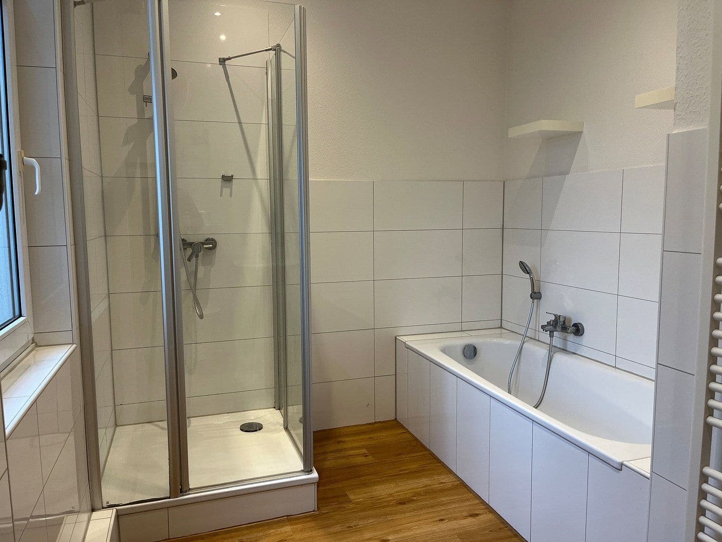 Prenájom bytu 3-izbový 83 m², Bremerhaven, Brémy Prenájom bytu 3-izbový 83 m², Bremerhaven, Brémy