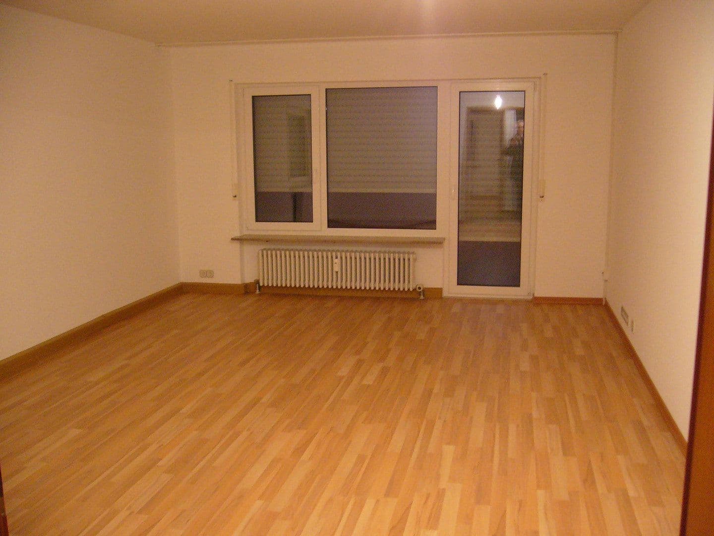 Prenájom bytu 3-izbový 92 m², Andreas-Fauser-Straße 4, Stuttgart, Bádensko-Wurttembersko Prenájom bytu 3-izbový 92 m², Andreas-Fauser-Straße 4, Stuttgart, Bádensko-Wurttembersko