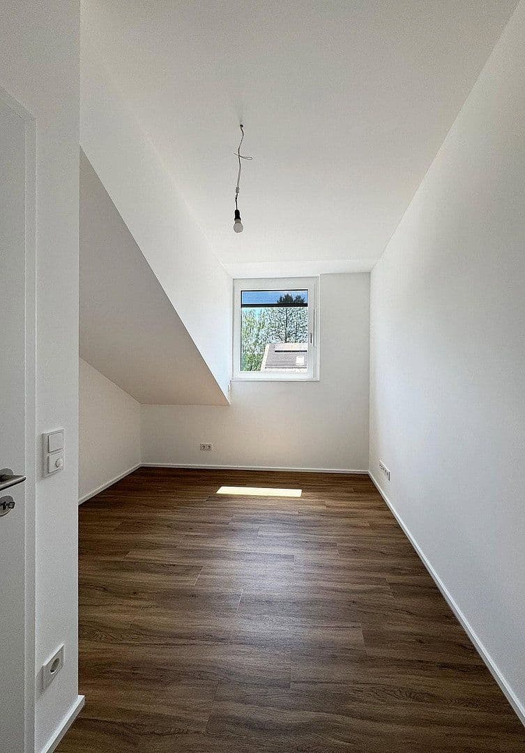 Prenájom bytu 4-izbový 80 m², Anzing, Bavorsko Prenájom bytu 4-izbový 80 m², Anzing, Bavorsko