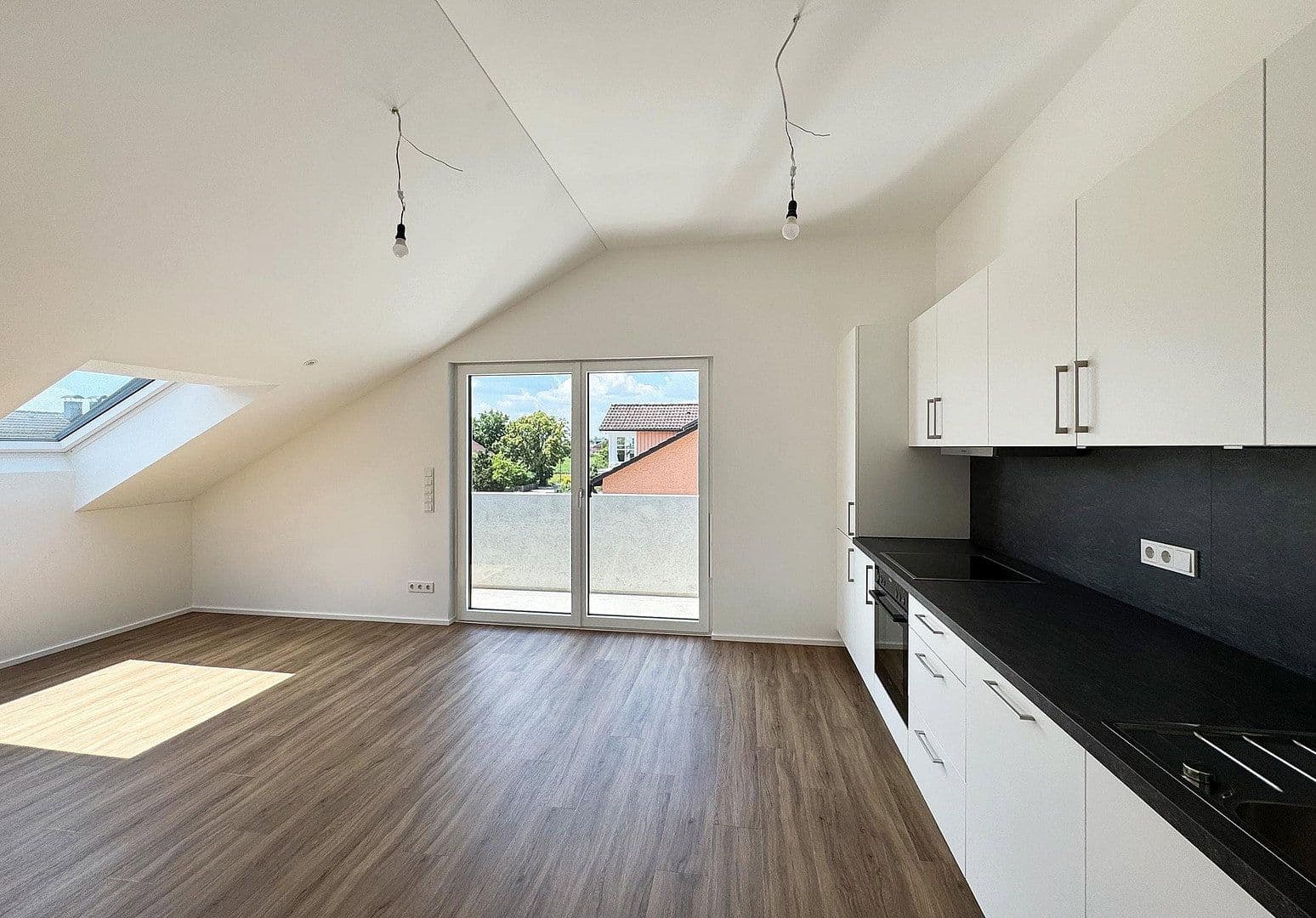 Prenájom bytu 4-izbový 80 m², Anzing, Bavorsko Prenájom bytu 4-izbový 80 m², Anzing, Bavorsko