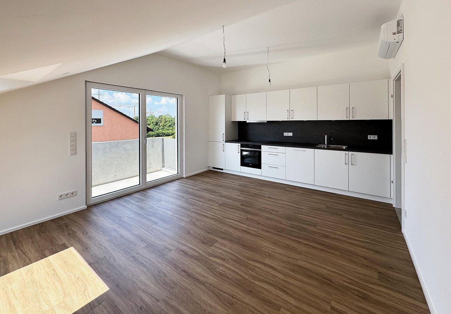 Prenájom bytu 4-izbový 80 m², Anzing, Bavorsko Prenájom bytu 4-izbový 80 m², Anzing, Bavorsko