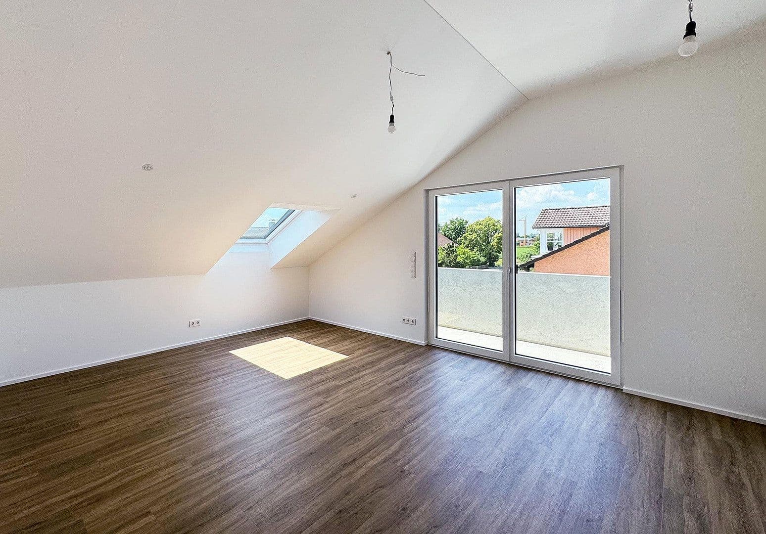 Prenájom bytu 4-izbový 80 m², Anzing, Bavorsko Prenájom bytu 4-izbový 80 m², Anzing, Bavorsko