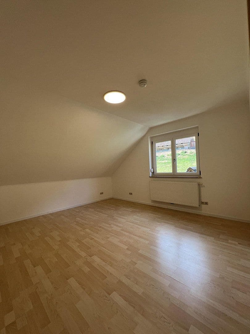 Prenájom bytu 2-izbový 63 m², Wolfach, Bádensko-Wurttembersko Prenájom bytu 2-izbový 63 m², Wolfach, Bádensko-Wurttembersko