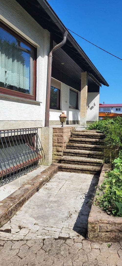 Predaj domu 197 m², pozemok 800 m², Schorndorf, Bádensko-Wurttembersko Predaj domu 197 m², pozemok 800 m², Schorndorf, Bádensko-Wurttembersko