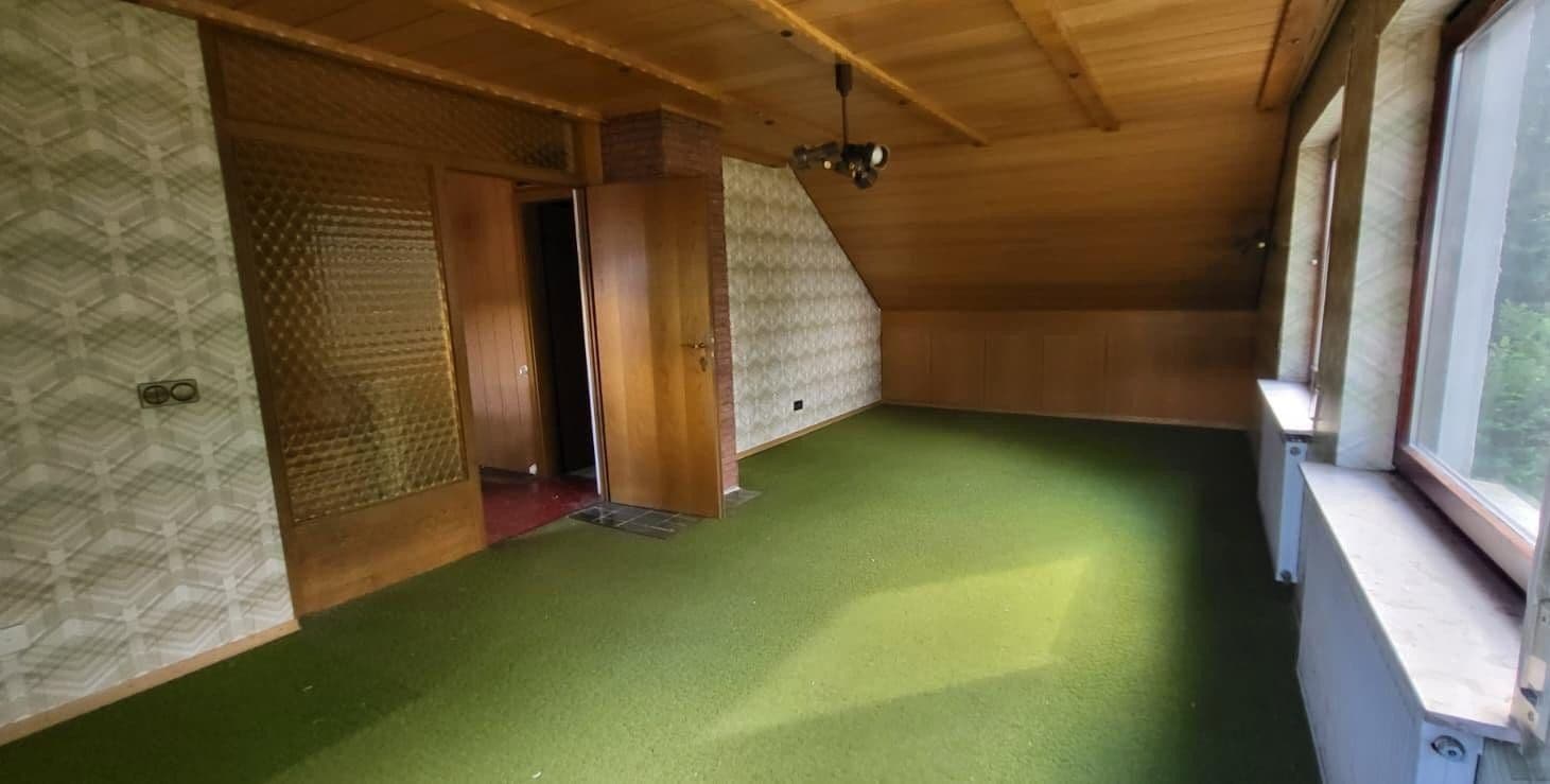 Predaj domu 197 m², pozemok 800 m², Schorndorf, Bádensko-Wurttembersko Predaj domu 197 m², pozemok 800 m², Schorndorf, Bádensko-Wurttembersko
