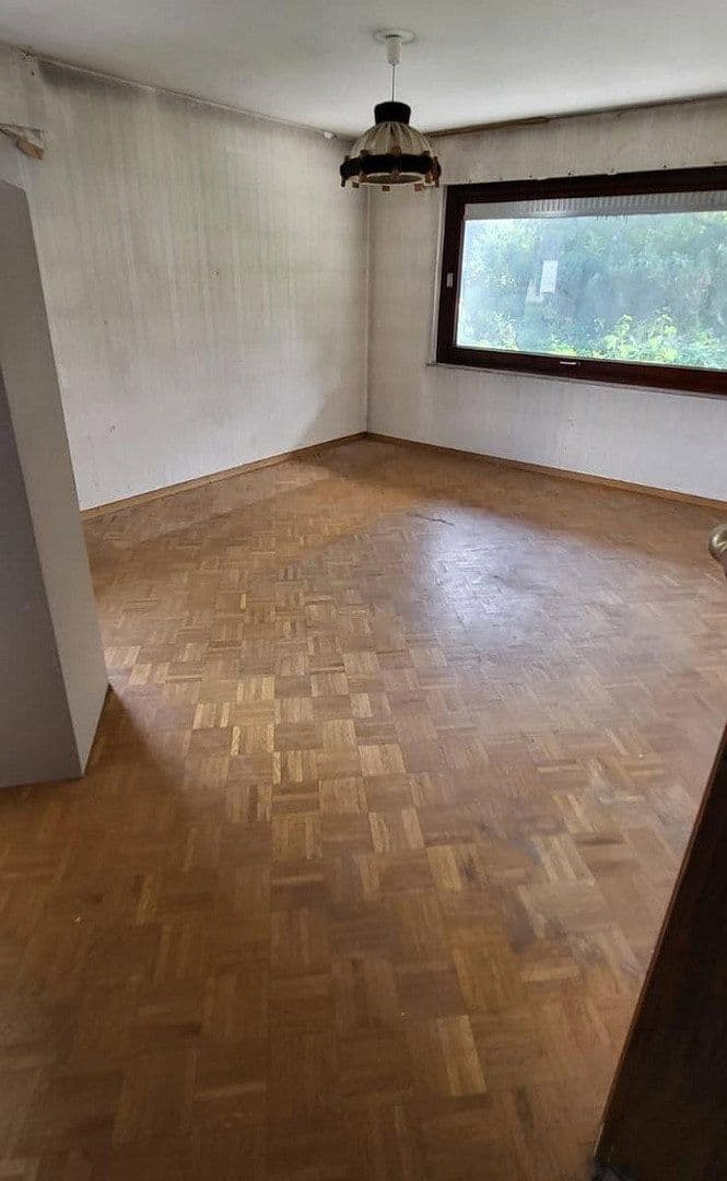 Predaj domu 197 m², pozemok 800 m², Schorndorf, Bádensko-Wurttembersko Predaj domu 197 m², pozemok 800 m², Schorndorf, Bádensko-Wurttembersko