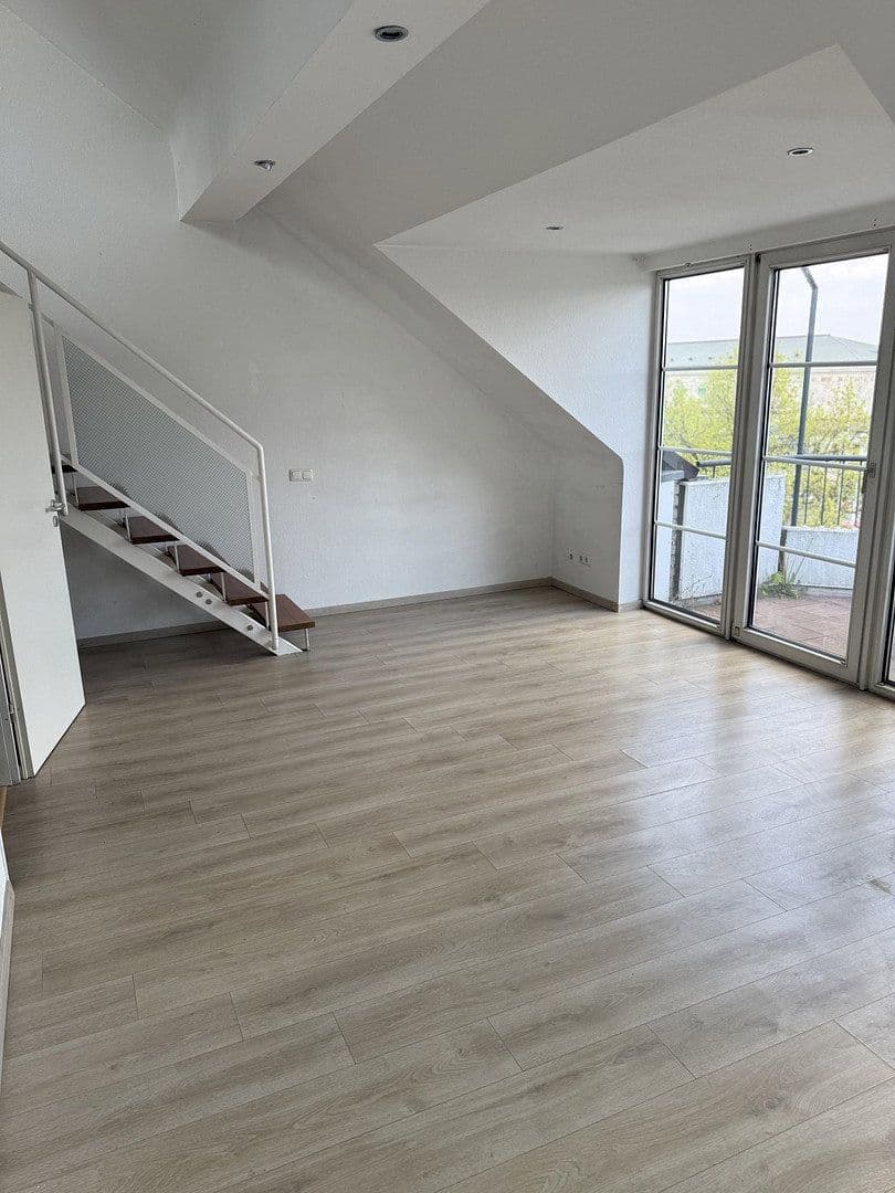 Prenájom bytu 1-izbový 55 m², Mühlenberg 10, Mülheim an der Ruhr, Severné Porýnie - Westfálsko Prenájom bytu 1-izbový 55 m², Mühlenberg 10, Mülheim an der Ruhr, Severné Porýnie - Westfálsko
