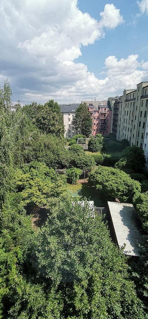 Predaj domu 760 m², pozemok 360 m², Chemnitz, Sasko Predaj domu 760 m², pozemok 360 m², Chemnitz, Sasko