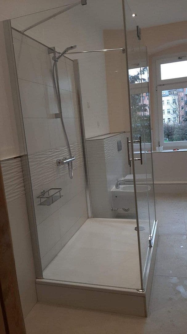 Predaj domu 760 m², pozemok 360 m², Chemnitz, Sasko Predaj domu 760 m², pozemok 360 m², Chemnitz, Sasko