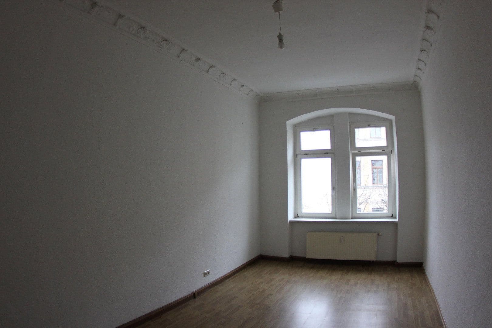 Predaj domu 760 m², pozemok 360 m², Chemnitz, Sasko Predaj domu 760 m², pozemok 360 m², Chemnitz, Sasko