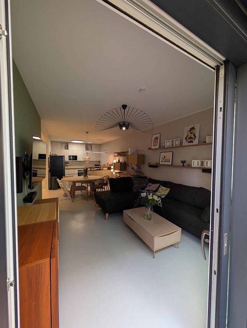 Prenájom domu 151 m², pozemok 151 m², Berlin, Berlín Prenájom domu 151 m², pozemok 151 m², Berlin, Berlín