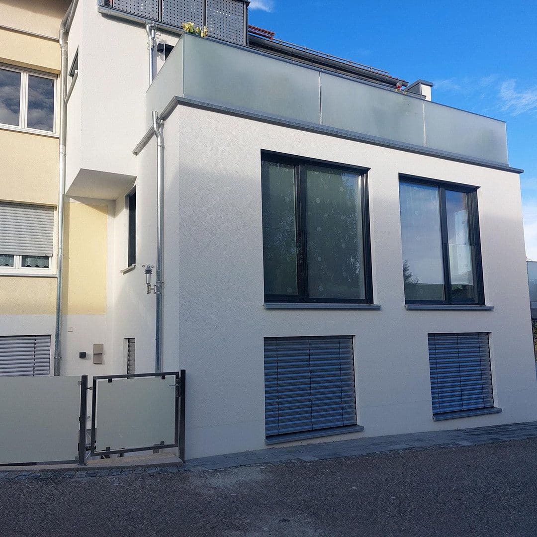 Prenájom bytu 4-izbový 117 m², Hemau, Bavorsko Prenájom bytu 4-izbový 117 m², Hemau, Bavorsko