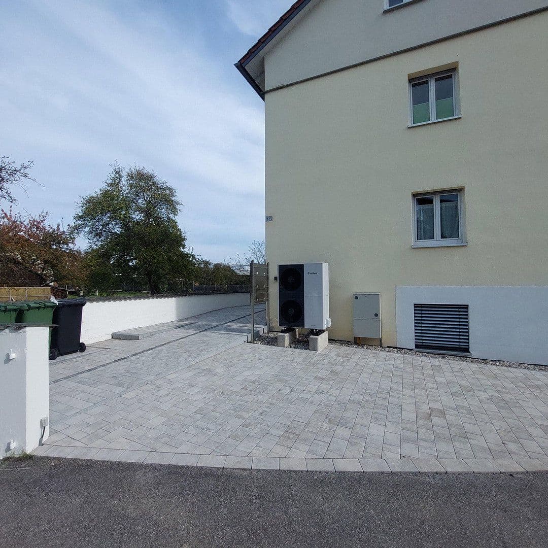 Prenájom bytu 4-izbový 117 m², Hemau, Bavorsko Prenájom bytu 4-izbový 117 m², Hemau, Bavorsko