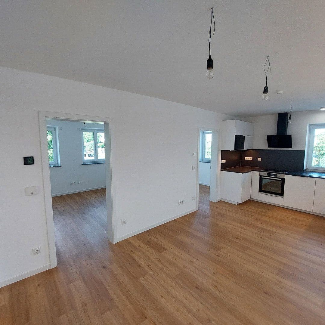 Prenájom bytu 4-izbový 117 m², Hemau, Bavorsko Prenájom bytu 4-izbový 117 m², Hemau, Bavorsko