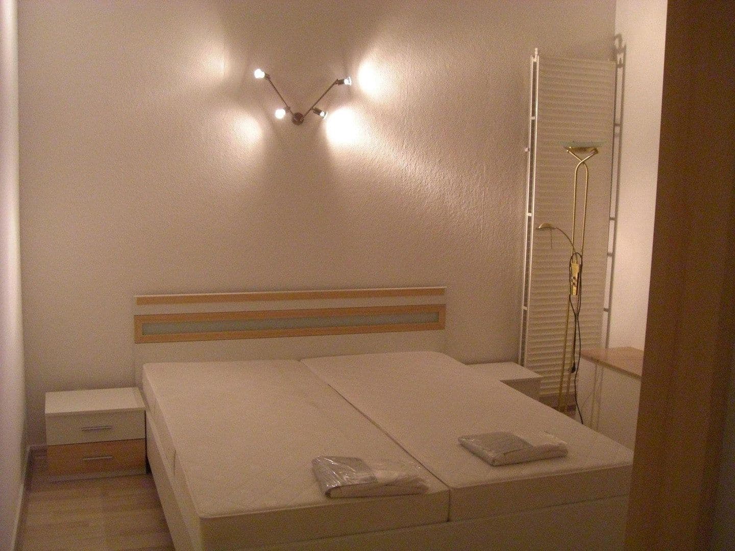 Prenájom bytu 3-izbový 82 m², Jahnstr. 1, Köln, Severné Porýnie - Westfálsko Prenájom bytu 3-izbový 82 m², Jahnstr. 1, Köln, Severné Porýnie - Westfálsko