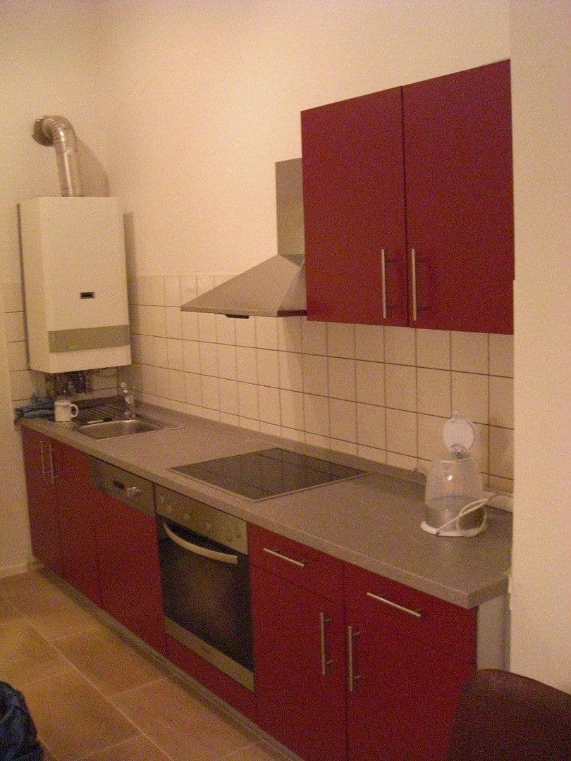 Prenájom bytu 3-izbový 82 m², Jahnstr. 1, Köln, Severné Porýnie - Westfálsko Prenájom bytu 3-izbový 82 m², Jahnstr. 1, Köln, Severné Porýnie - Westfálsko