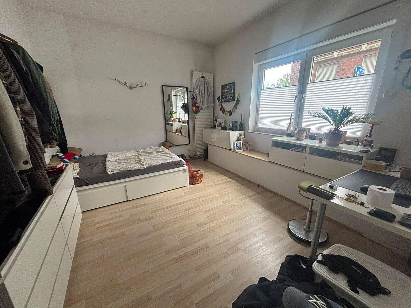 Prenájom bytu 3-izbový 82 m², Jahnstr. 1, Köln, Severné Porýnie - Westfálsko Prenájom bytu 3-izbový 82 m², Jahnstr. 1, Köln, Severné Porýnie - Westfálsko
