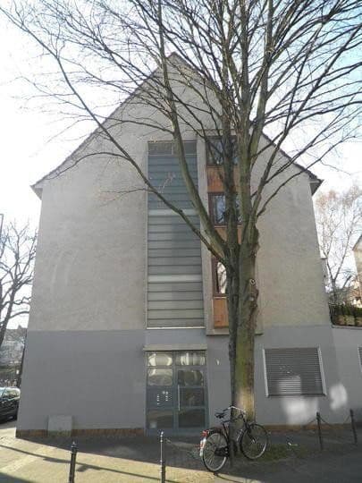 Prenájom bytu 3-izbový 82 m², Jahnstr. 1, Köln, Severné Porýnie - Westfálsko Prenájom bytu 3-izbový 82 m², Jahnstr. 1, Köln, Severné Porýnie - Westfálsko