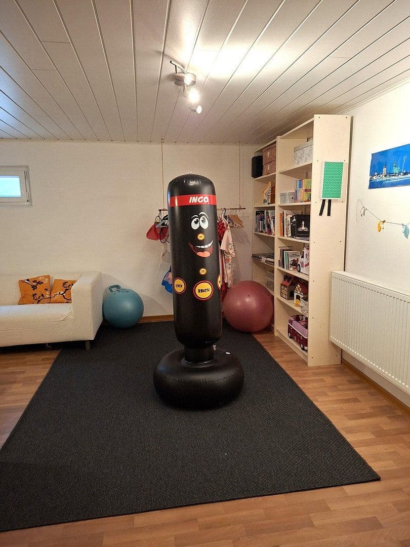 Predaj domu 120 m², pozemok 396 m², Hennef (Sieg), Severné Porýnie - Westfálsko Predaj domu 120 m², pozemok 396 m², Hennef (Sieg), Severné Porýnie - Westfálsko