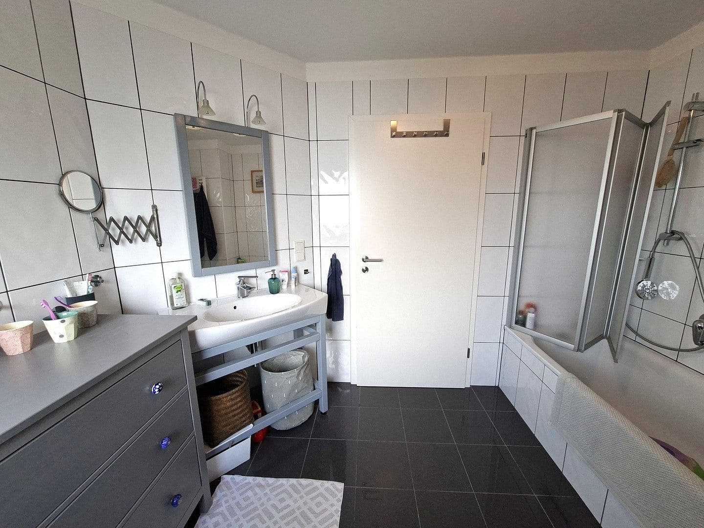 Predaj domu 120 m², pozemok 396 m², Hennef (Sieg), Severné Porýnie - Westfálsko Predaj domu 120 m², pozemok 396 m², Hennef (Sieg), Severné Porýnie - Westfálsko